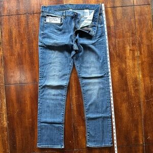 Men's Banana Republic The Lux traveler Jean (slim)